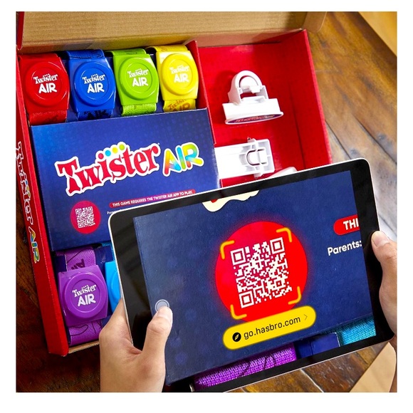 Twister Air Party Game - Picture 5 of 9